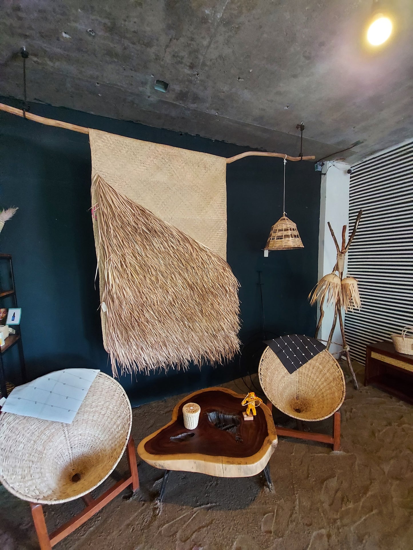 Petate de Pared Jumbo – Arte Natural para Grandes Espacios
