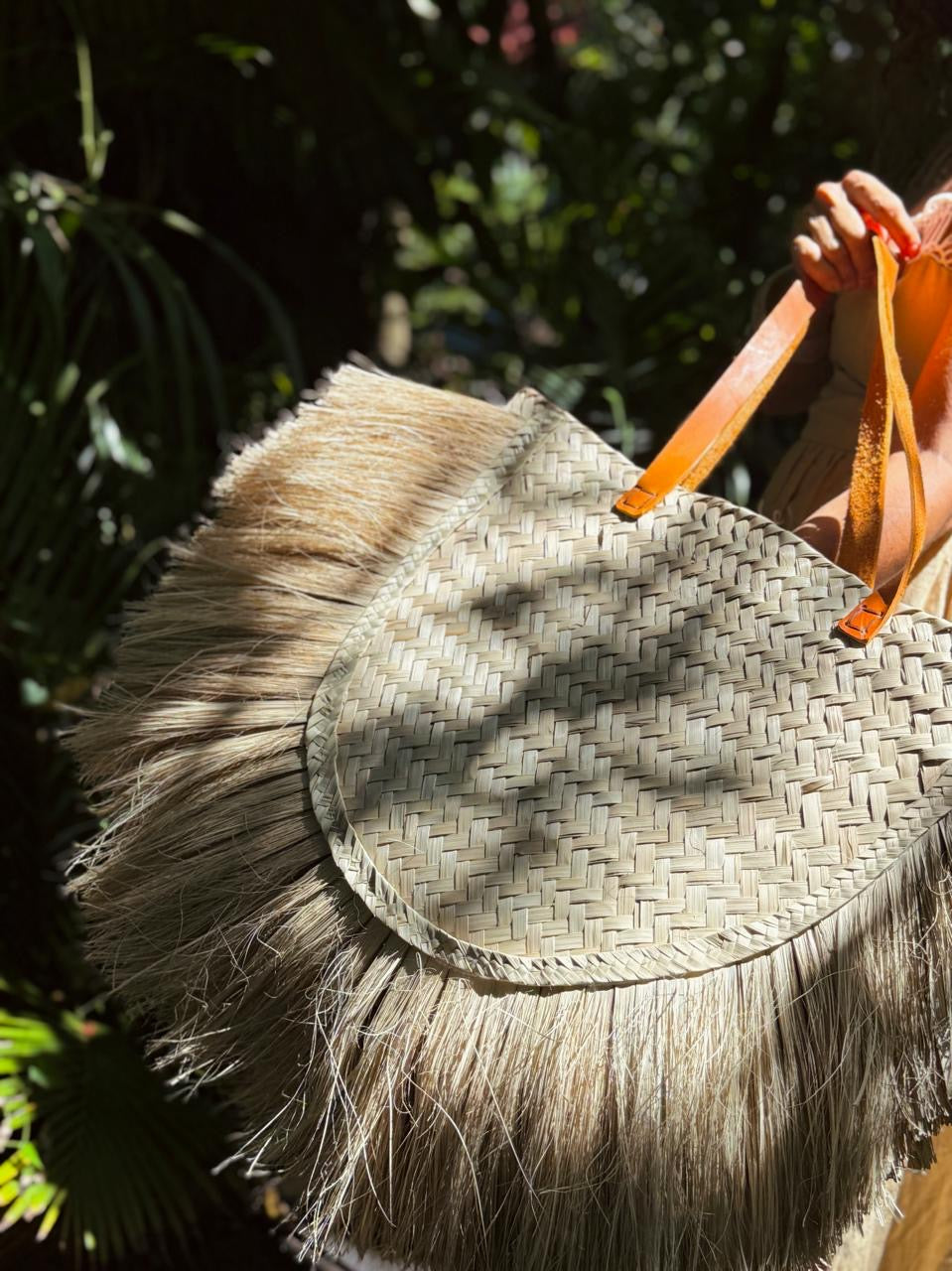 Bolsa Atardecer – Bolsa de Palma Artesanal Mexicana con Barbas