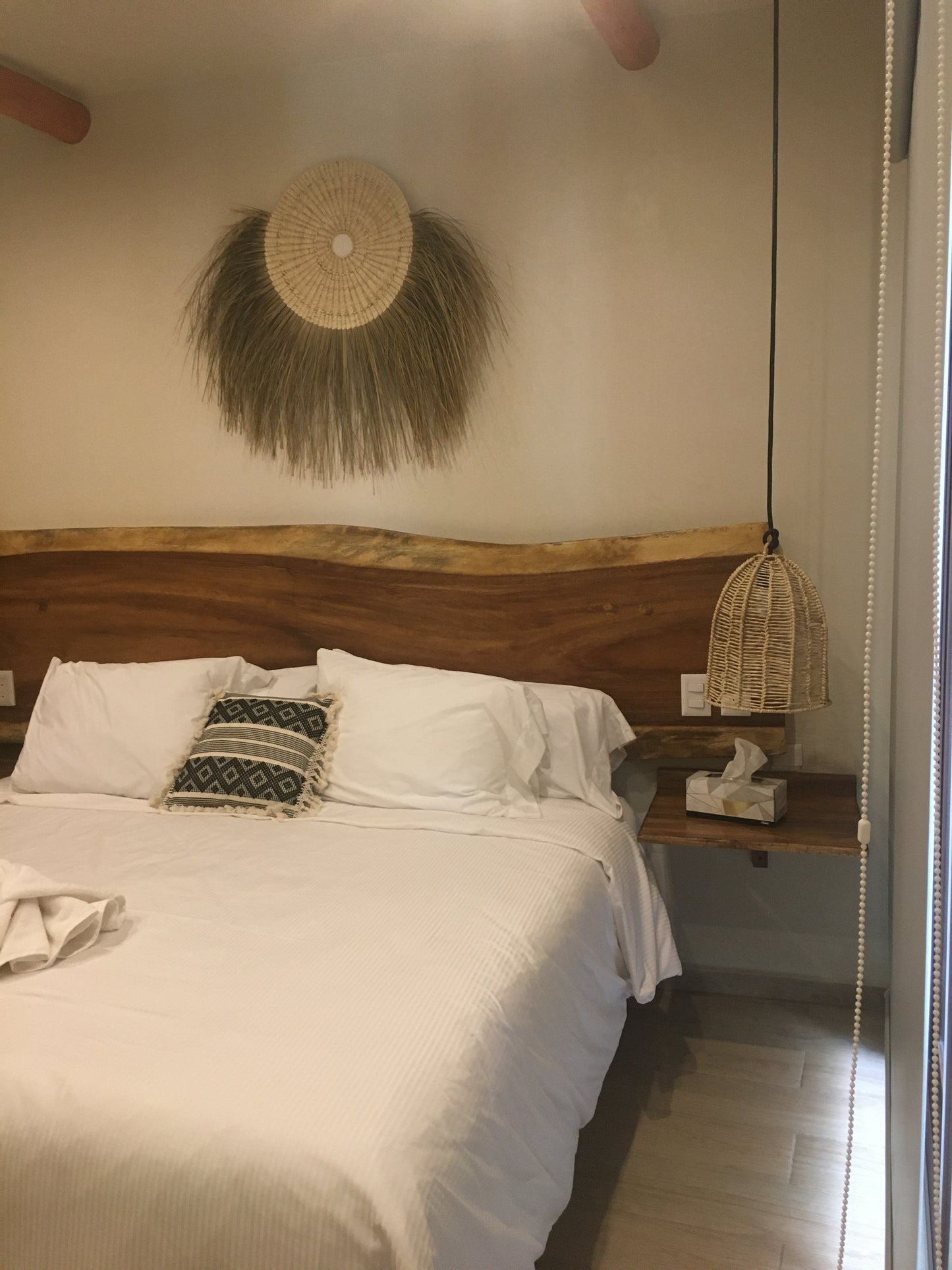 Medio Sol – Decoración de Pared Artesanal - Palo Rosa Arte y Diseño