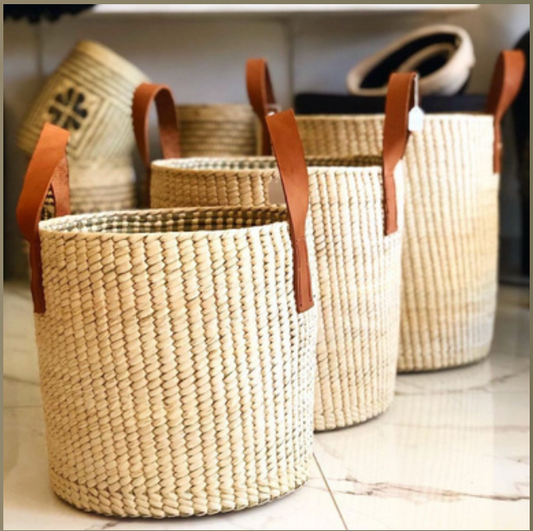 Set de Cestos de Palma con Asa de Piel – Organización con Estilo Artesanal